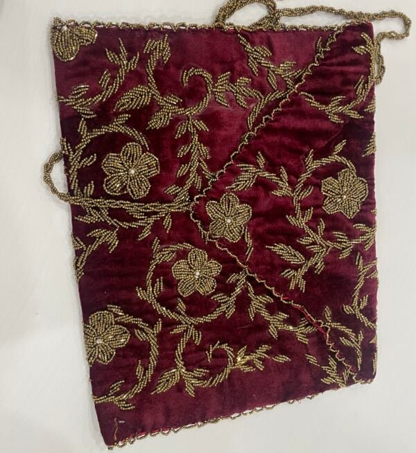 Maroon Jaal with Pearl