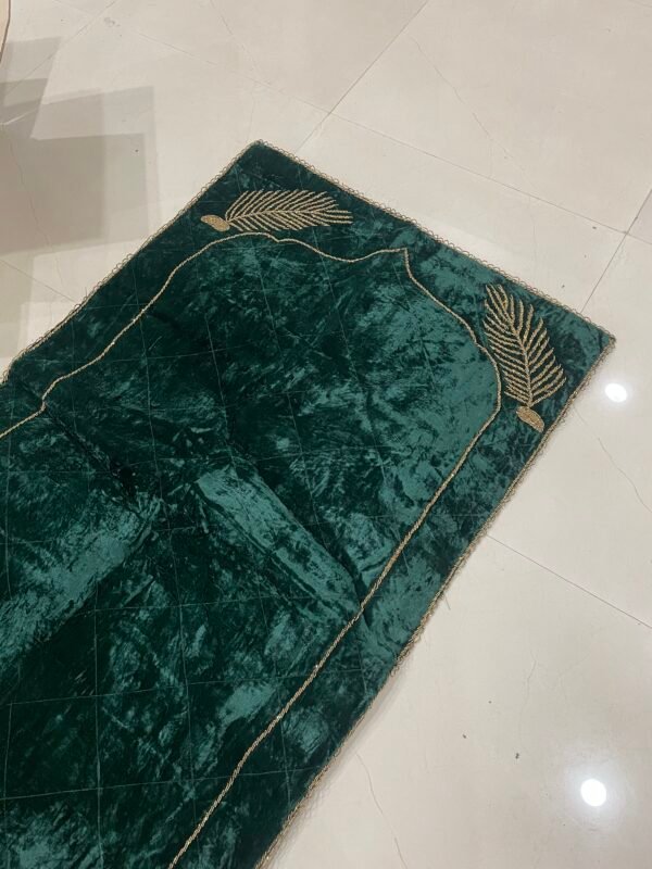 Green Royal Leaf