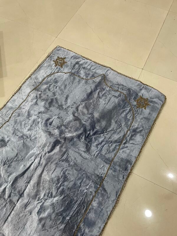 Grey floral motif