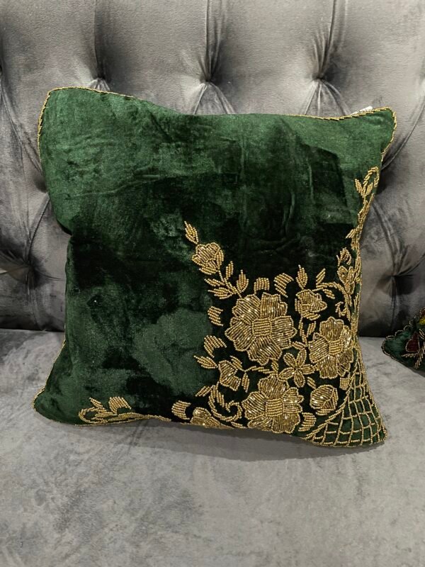 Cushion Cover (Exclusive pieces)