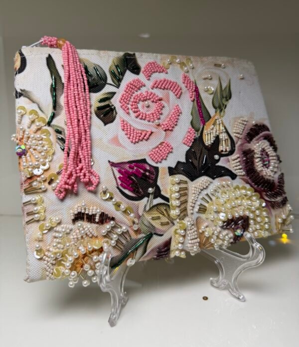 Makhmal Exclusive Handmade Pouch