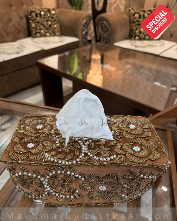 Hand crafted elegant tissue box cover